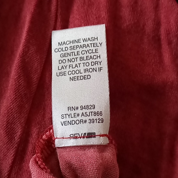 NWT BKE V-neck top - Picture 5 of 7